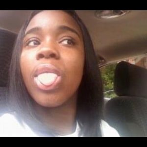 Meet your Posher, Goldie